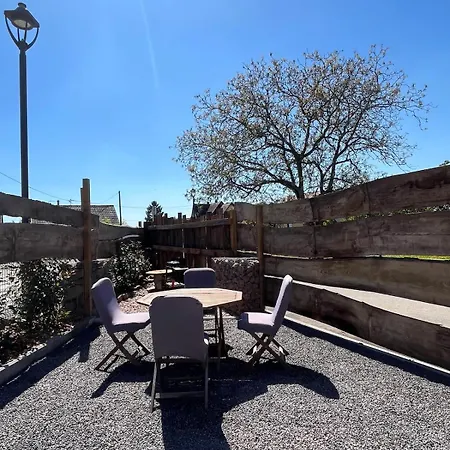 L'ecureuillon A Cote D'europapark